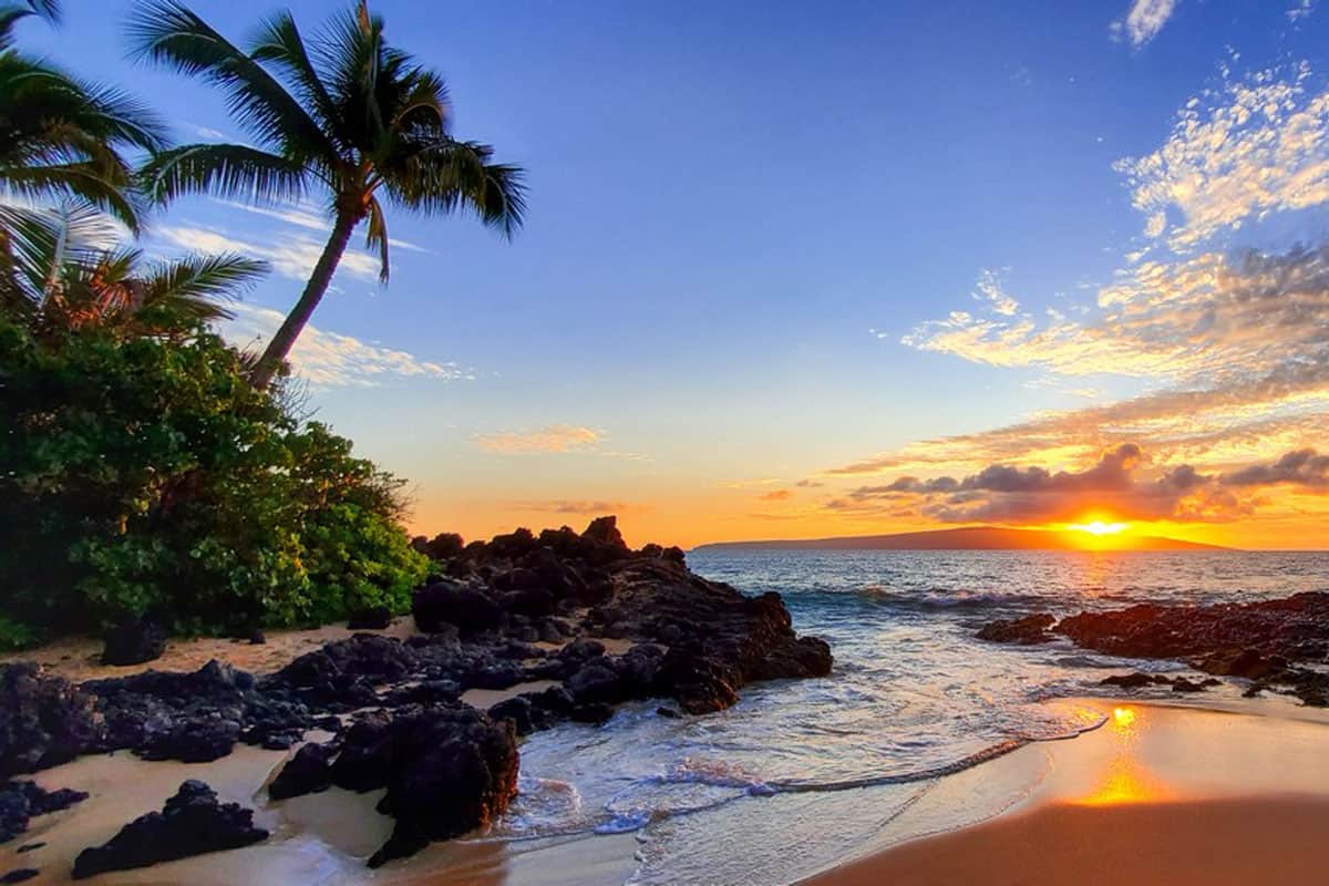Private Jet Charter to Hawaii